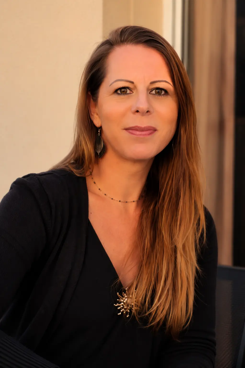 Alicia, fondatrice de Les Petits Câlins, souriante